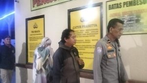 dosen-di-makassar-didakwa-menikam-suami-hingga-meninggal-akibat-perselingkuhan